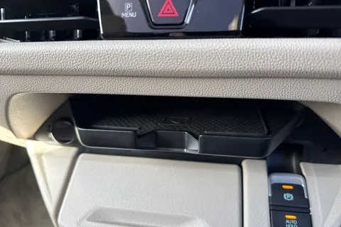 PF75AUU Volkswagen Multivan 2.0 TDI Style 5dr LWB DSG Thumbnail #57