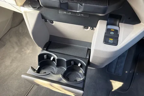 PF75AUU Volkswagen Multivan 2.0 TDI Style 5dr LWB DSG Thumbnail #58