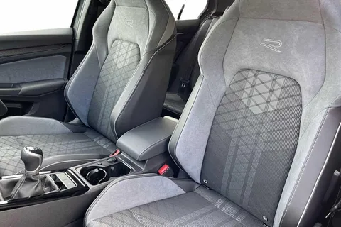 CX73ONH Volkswagen Golf 1.5 TSI (130ps) R-Line EVO Thumbnail #12