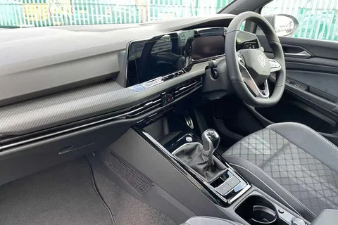 CX73ONH Volkswagen Golf 1.5 TSI (130ps) R-Line EVO Thumbnail #16