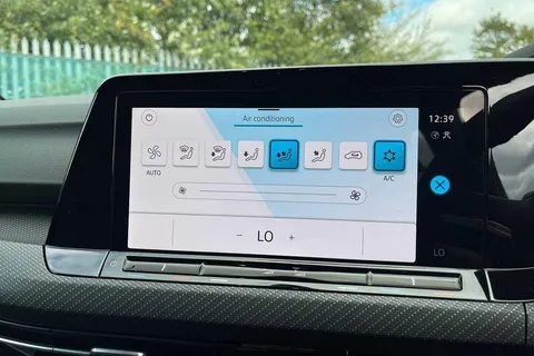 CX73ONH Volkswagen Golf 1.5 TSI (130ps) R-Line EVO Thumbnail #20