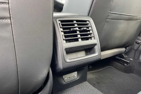 CX73ONH Volkswagen Golf 1.5 TSI (130ps) R-Line EVO Thumbnail #33