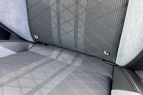 CX73ONH Volkswagen Golf 1.5 TSI (130ps) R-Line EVO Thumbnail #38