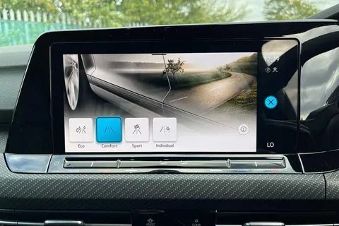 CX73ONH Volkswagen Golf 1.5 TSI (130ps) R-Line EVO Thumbnail #41