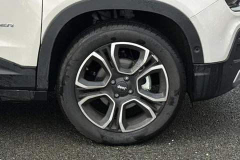 GU75LMF Jeep Avenger 1.2 Summit Euro 6 (s/s) 5dr Thumbnail #13