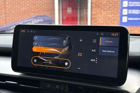 GU75LMF Jeep Avenger 1.2 Summit Euro 6 (s/s) 5dr Thumbnail #22