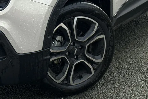 GU75LMF Jeep Avenger 1.2 Summit Euro 6 (s/s) 5dr Thumbnail #30