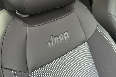 GU75LMF Jeep Avenger 1.2 Summit Euro 6 (s/s) 5dr Thumbnail #33