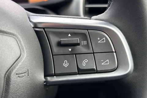 GU75LMF Jeep Avenger 1.2 Summit Euro 6 (s/s) 5dr Thumbnail #40