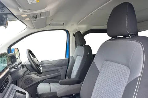 MF26FJU Volkswagen Campervan Commerce PRO auto Thumbnail #11