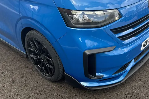 MF26FJU Volkswagen Campervan Commerce PRO auto Thumbnail #17