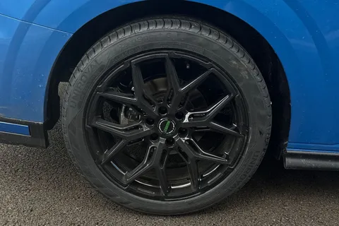 MF26FJU Volkswagen Campervan Commerce PRO auto Thumbnail #23