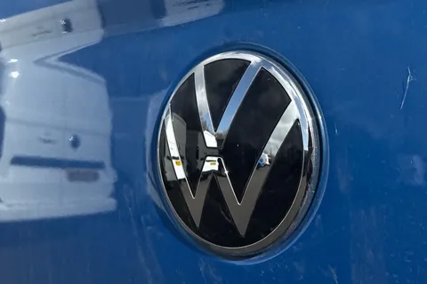 MF26FJU Volkswagen Campervan Commerce PRO auto Thumbnail #25