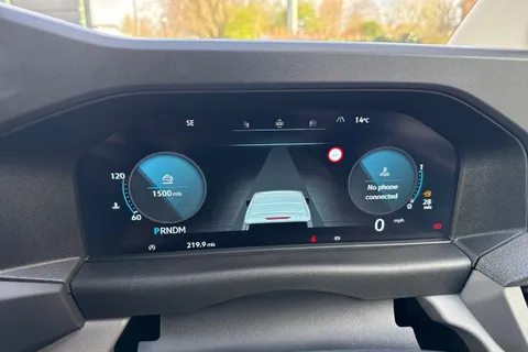 MF26FJU Volkswagen Campervan Commerce PRO auto Thumbnail #35