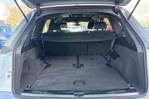 PY23VDJ Audi Q7 MY23.5 S line 50 TDI quattro 286 PS tiptronic Thumbnail #8