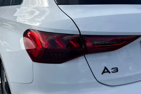 RA73BNU Audi A3 Sportback Black Edition 35 TFSI  150 PS S tronic Thumbnail #8