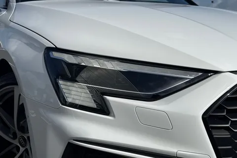 RA73BNU Audi A3 Sportback Black Edition 35 TFSI  150 PS S tronic Thumbnail #9