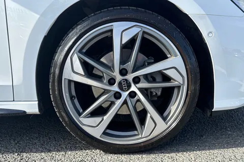 RA73BNU Audi A3 Sportback Black Edition 35 TFSI  150 PS S tronic Thumbnail #10