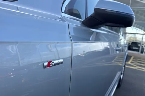 PY23VDJ Audi Q7 MY23.5 S line 50 TDI quattro 286 PS tiptronic Thumbnail #28