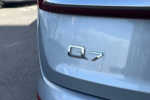 PY23VDJ Audi Q7 MY23.5 S line 50 TDI quattro 286 PS tiptronic Thumbnail #31