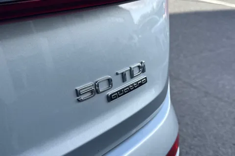 PY23VDJ Audi Q7 MY23.5 S line 50 TDI quattro 286 PS tiptronic Thumbnail #32