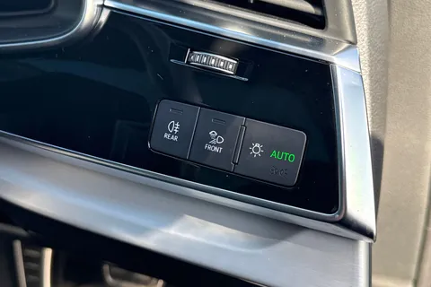 PY23VDJ Audi Q7 MY23.5 S line 50 TDI quattro 286 PS tiptronic Thumbnail #48