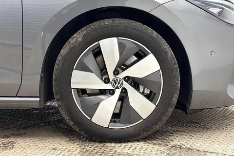 DK75YNS Volkswagen Passat 1.5 TSI eHybrid Life 5dr DSG ⭐Folding tow bar⭐ Thumbnail #6