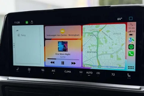 BG25EFB Volkswagen Transporter Commerce Plus 2.0 TDI 110 PS 6sp Manual Thumbnail #11