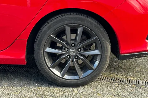 14 of 56 for HONDA CIVIC 1.0 VTEC Turbo 126 EX 5dr CVT