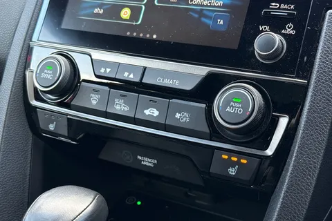 21 of 56 for HONDA CIVIC 1.0 VTEC Turbo 126 EX 5dr CVT