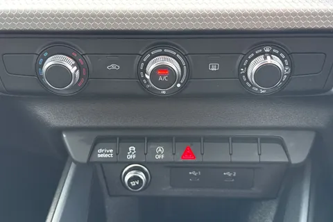 MM72FDP Audi A1 30 TFSI 110 S Line 5dr S Tronic Thumbnail #22