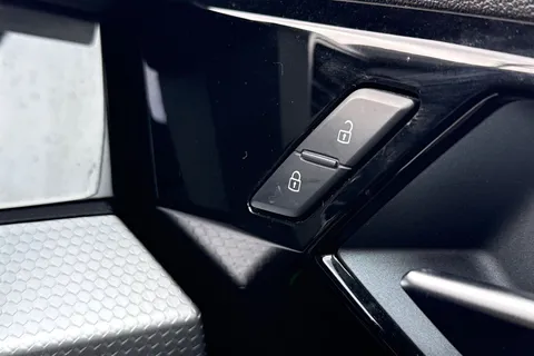 MM72FDP Audi A1 30 TFSI 110 S Line 5dr S Tronic Thumbnail #49