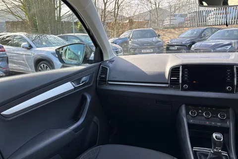 DC69RVV Škoda Karoq 1.0 TSI SE Euro 6 (s/s) 5dr Thumbnail #16