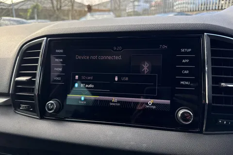 DC69RVV Škoda Karoq 1.0 TSI SE Euro 6 (s/s) 5dr Thumbnail #29