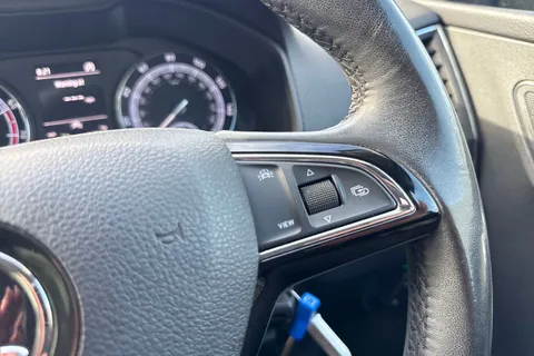 DC69RVV Škoda Karoq 1.0 TSI SE Euro 6 (s/s) 5dr Thumbnail #36