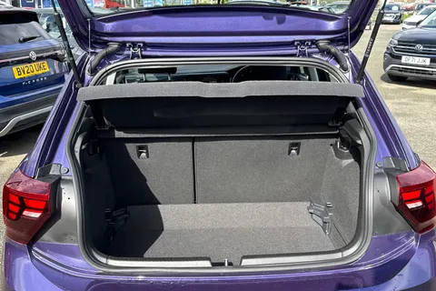 DA73OZL Volkswagen Polo 1.0 TSI Life 5dr Thumbnail #8