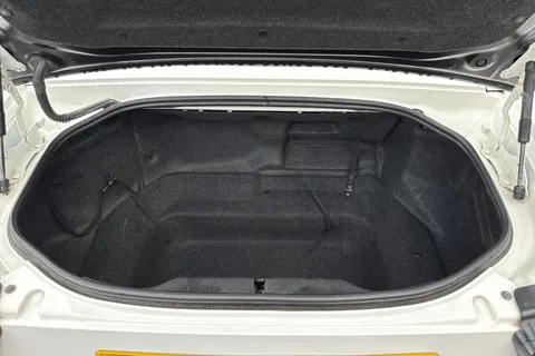 WD67MZG Abarth 124 Spider 1.4 MultiAir Auto Euro 6 2dr Thumbnail #10