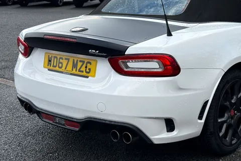 WD67MZG Abarth 124 Spider 1.4 MultiAir Auto Euro 6 2dr Thumbnail #11