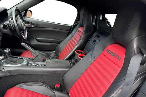 WD67MZG Abarth 124 Spider 1.4 MultiAir Auto Euro 6 2dr Thumbnail #19