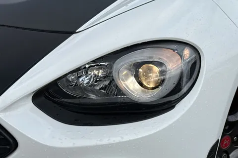 WD67MZG Abarth 124 Spider 1.4 MultiAir Auto Euro 6 2dr Thumbnail #29