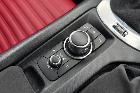 WD67MZG Abarth 124 Spider 1.4 MultiAir Auto Euro 6 2dr Thumbnail #45