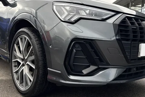 PF19NWK Audi Q3 Vorsprung 40 TFSI quattro 190 PS S tronic Thumbnail #10
