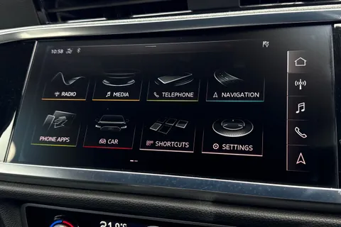 PF19NWK Audi Q3 Vorsprung 40 TFSI quattro 190 PS S tronic Thumbnail #18