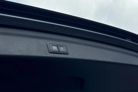 PF19NWK Audi Q3 Vorsprung 40 TFSI quattro 190 PS S tronic Thumbnail #32