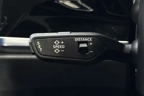 PF19NWK Audi Q3 Vorsprung 40 TFSI quattro 190 PS S tronic Thumbnail #37