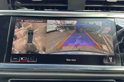 PF19NWK Audi Q3 Vorsprung 40 TFSI quattro 190 PS S tronic Thumbnail #43