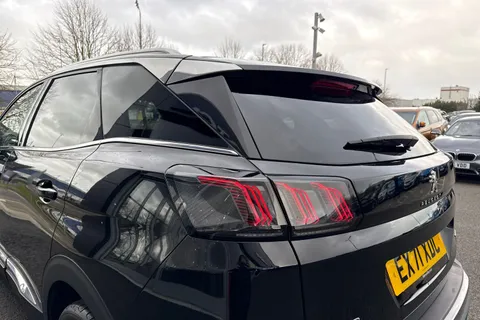 EX71XDC PEUGEOT 3008 1.2 PureTech GT Premium EAT Euro 6 (s/s) 5dr Thumbnail #31