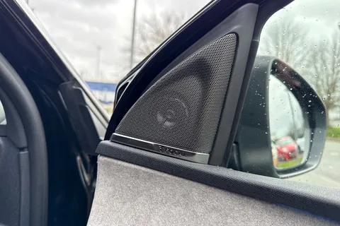 EX71XDC PEUGEOT 3008 1.2 PureTech GT Premium EAT Euro 6 (s/s) 5dr Thumbnail #40