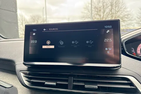 EX71XDC PEUGEOT 3008 1.2 PureTech GT Premium EAT Euro 6 (s/s) 5dr Thumbnail #50