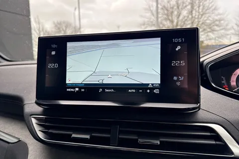 EX71XDC PEUGEOT 3008 1.2 PureTech GT Premium EAT Euro 6 (s/s) 5dr Thumbnail #53